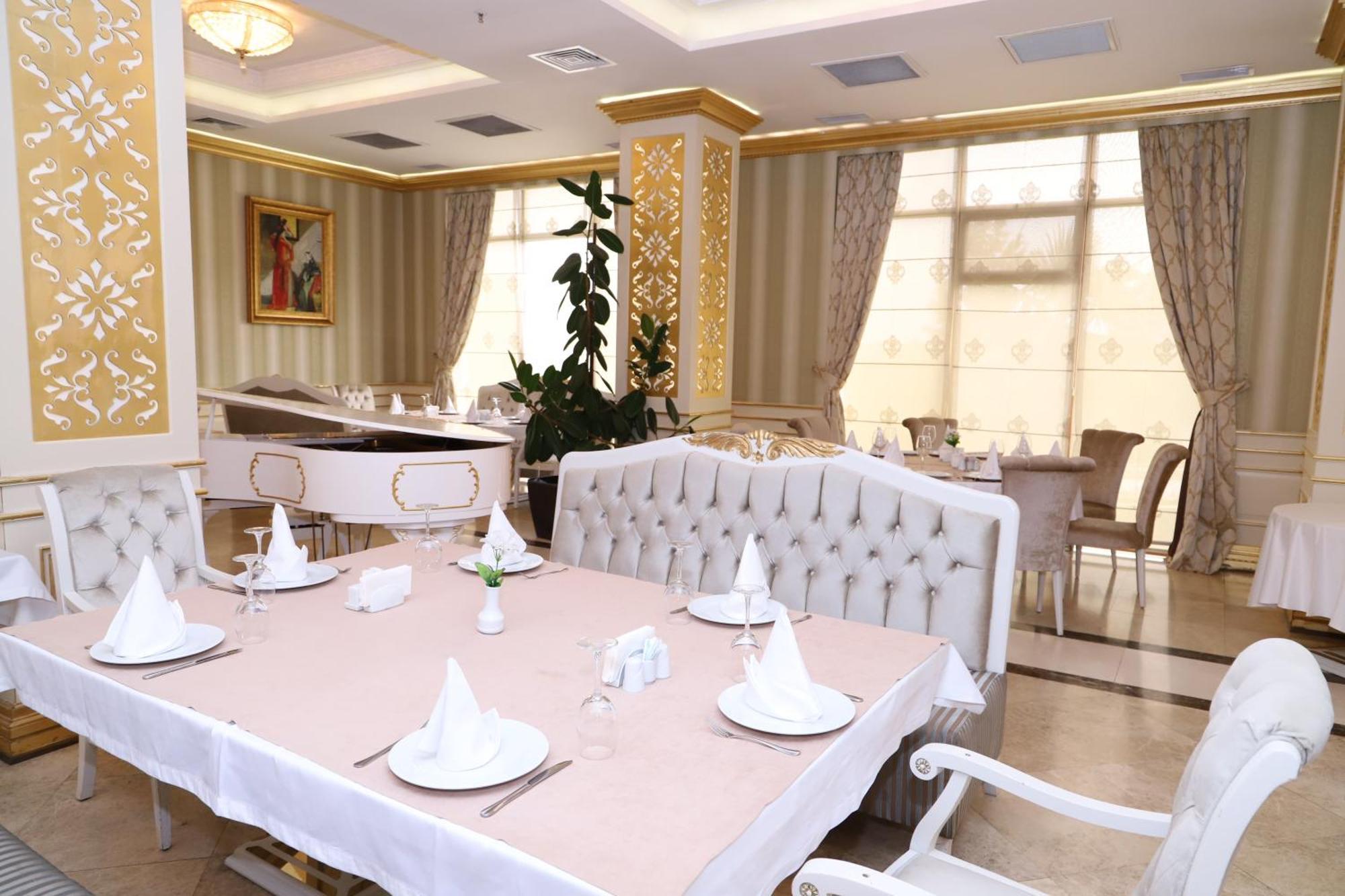 Ayan Palace Hotel Tovuz Ngoại thất bức ảnh