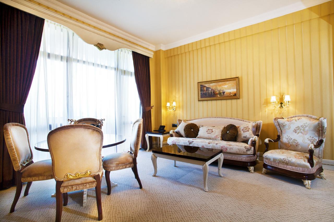 Ayan Palace Hotel Tovuz Ngoại thất bức ảnh
