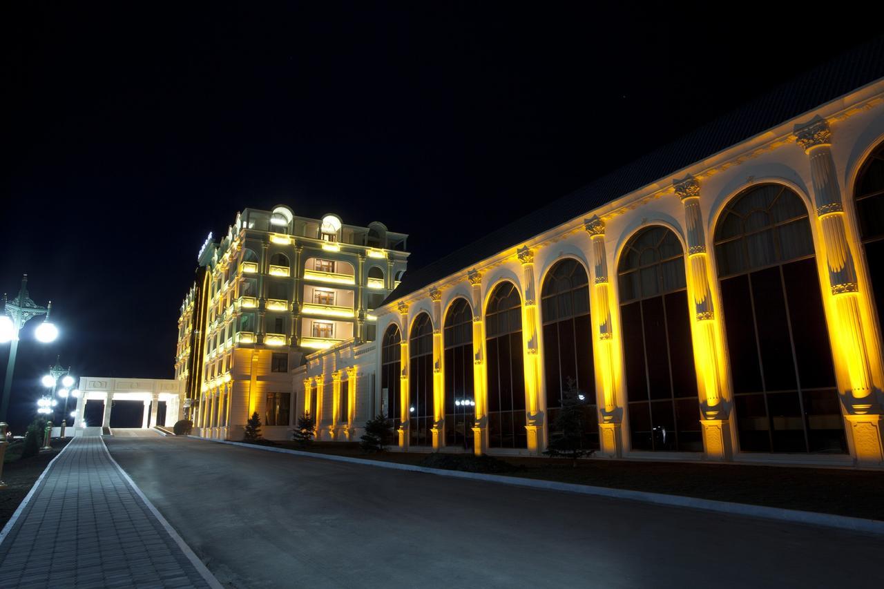 Ayan Palace Hotel Tovuz Ngoại thất bức ảnh